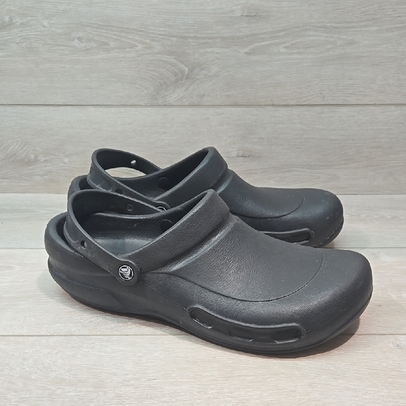 Crocs Men's Black Outdoor Rubber Clogs Shoes Sz 13 - Picture 1 of 11